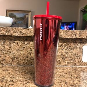 STARBUCKS 2019 Holiday Limited Edition Red Confetti Cascading Glitter Tumbler